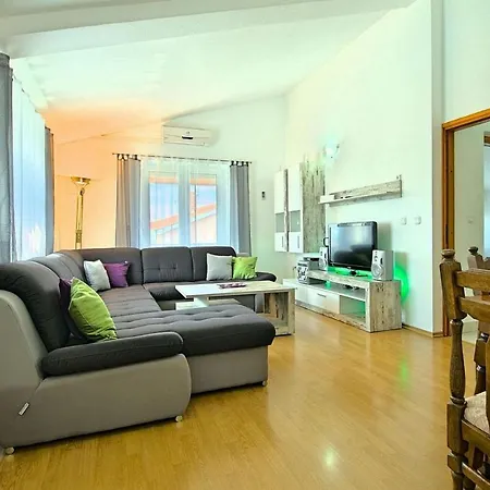 Ferienhaus House Nevenka